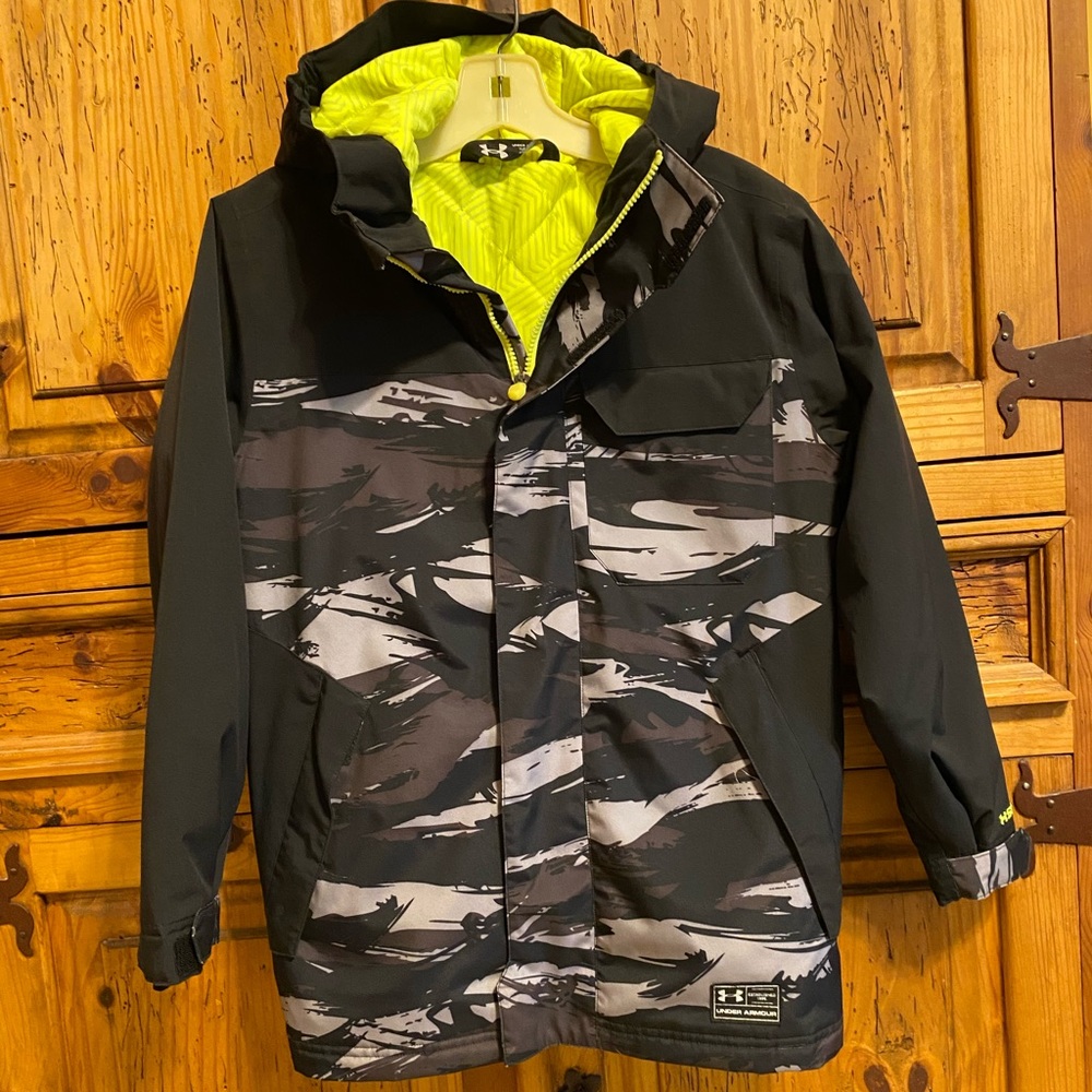 Under Armour snow jacket and snow pants.